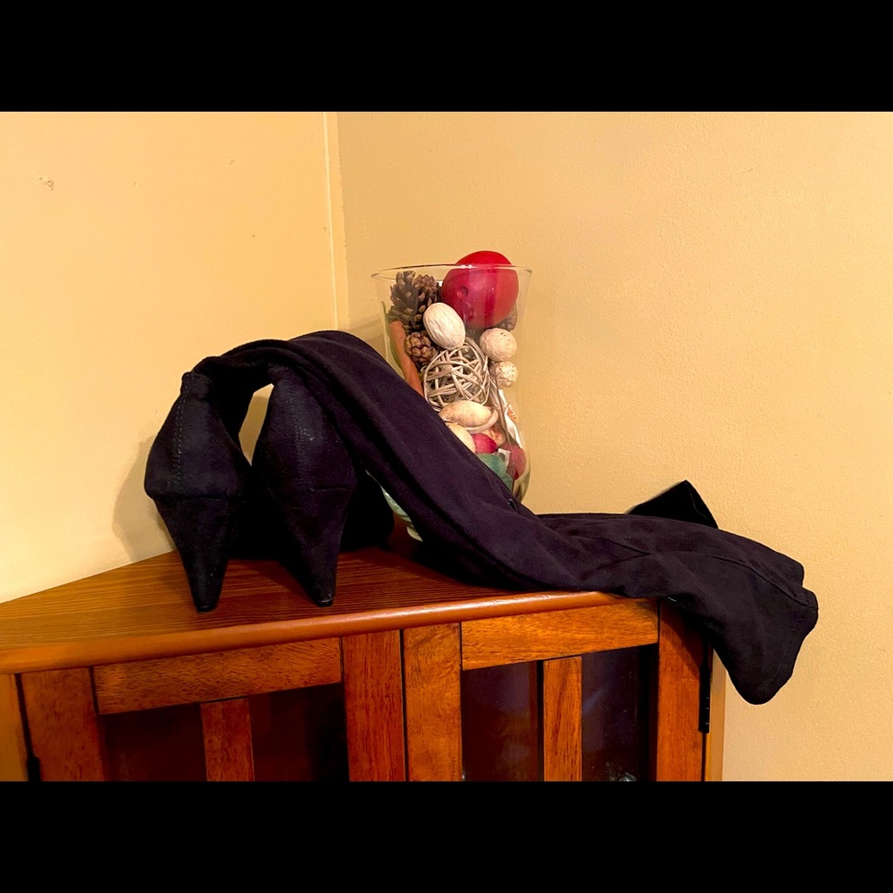 BLK WM Thigh High Boots, Size 10, Good Condition